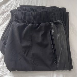 Victoria Sport Mesh Joggers Large